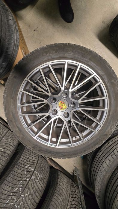 Джанти с гуми Porsche Cayenne