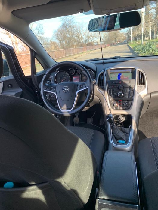 Opel Astra J 1,7 diesel 2013