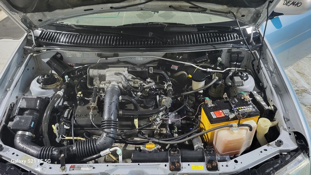 Мазда демио 2002год