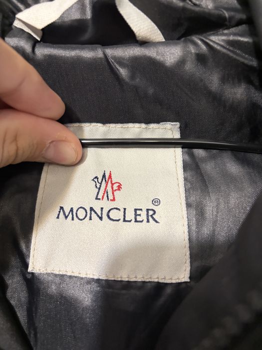 Geaca AntiVant Moncler