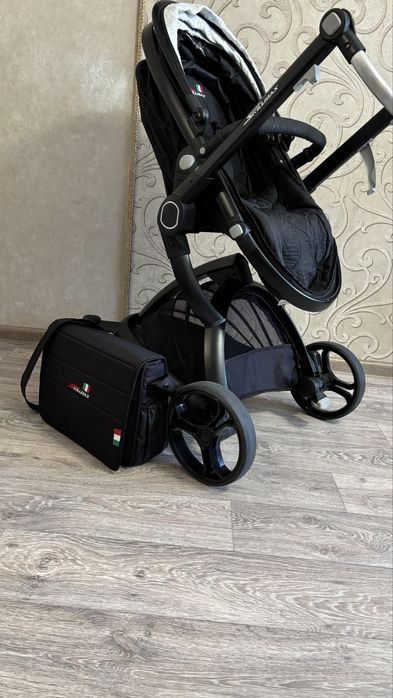 Коляска в илеальном состояние