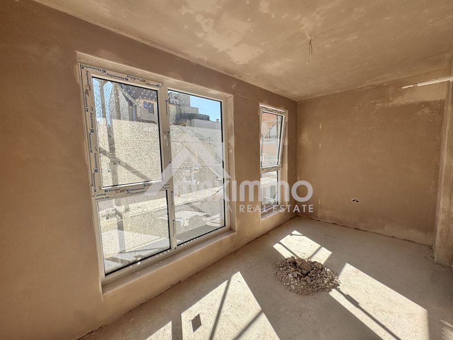 Продава се Двустаен апартамент в Варна, Лятно кино Тракия - 50 кв.м за 1214 €/кв.м - Снимка #2
