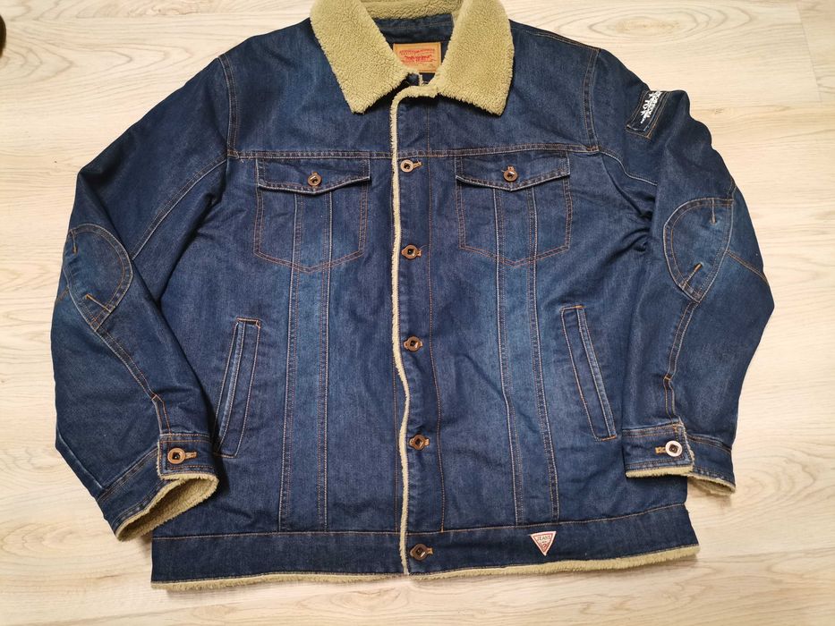 Мъжко зимно дънкено  яке с каракул