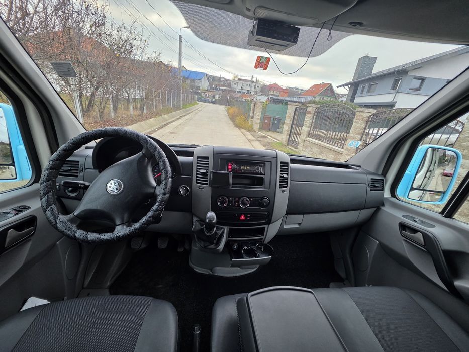 Volkswagen Crafter 7locuri 2.5TDI 109CP Euro4 XXL