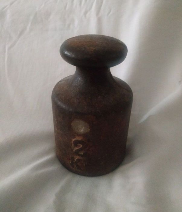 гиря ссср тарози учун 2 киллолик ва 50 граммлик