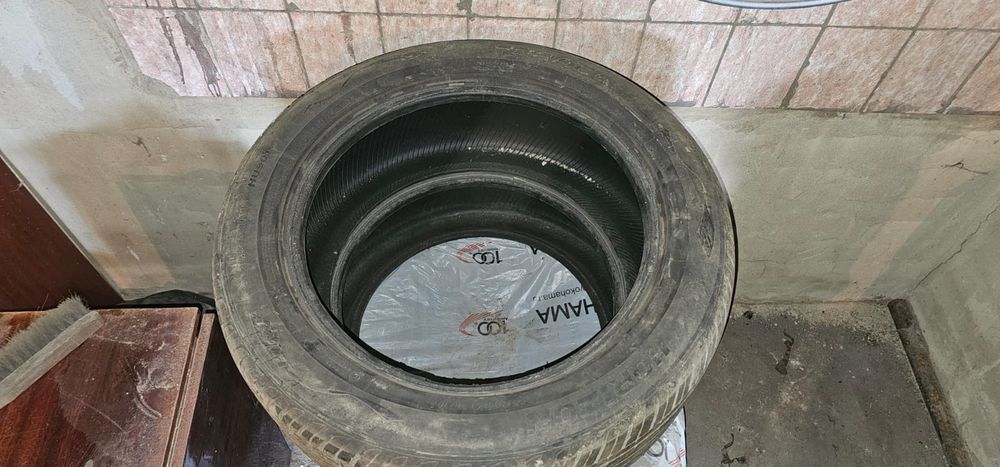 Продам шины 255/50/19