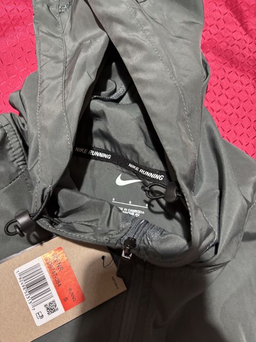 Jacheta de vant nike S