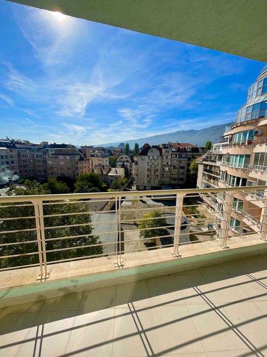 Продава се Тристаен апартамент в София, Хладилника - 127 кв.м за 3008 €/кв.м - Снимка #6