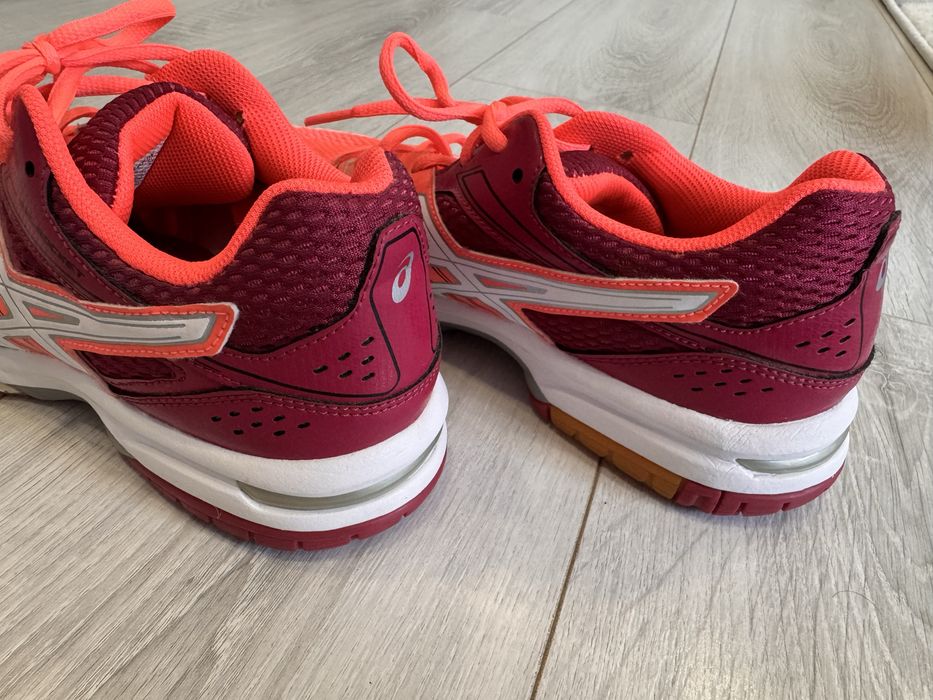 Маратонки Asics