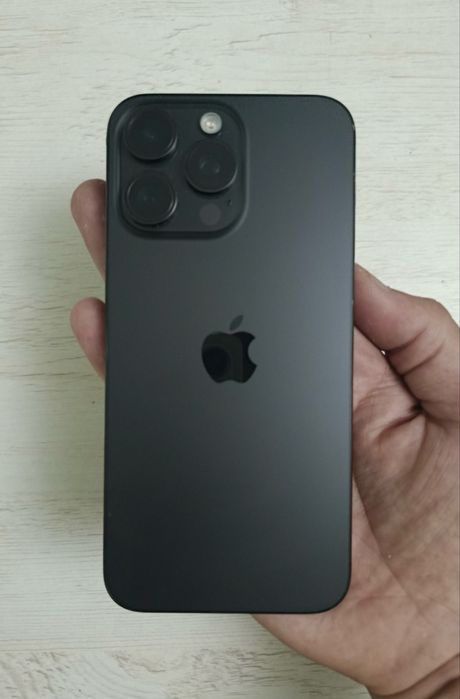 Iphone 15 pro max 256/90%