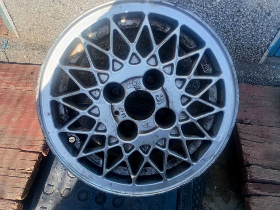 Продам титановые диски на ,,Опель Аскона,,
