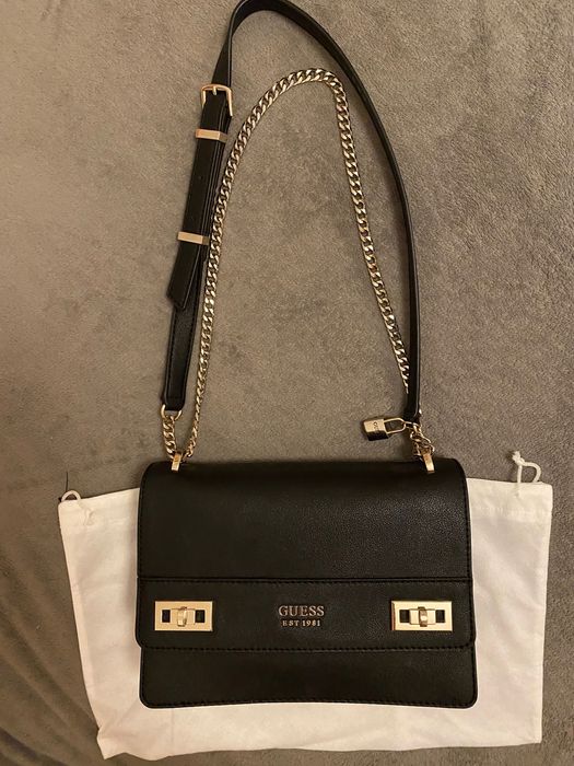 Geanta GUESS, stare impecabila, ca si noua