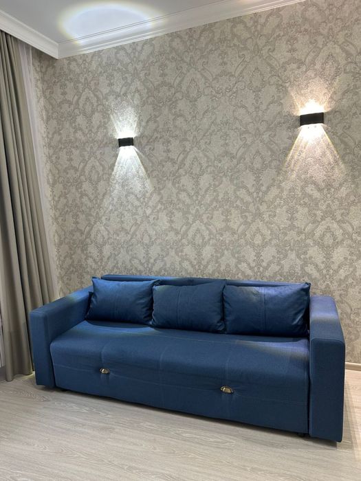 Продам диван……………………………………………………………………………………………………………………………………………………..