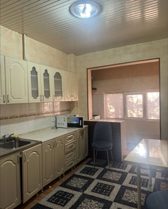 Nukus kochada Oybek metro