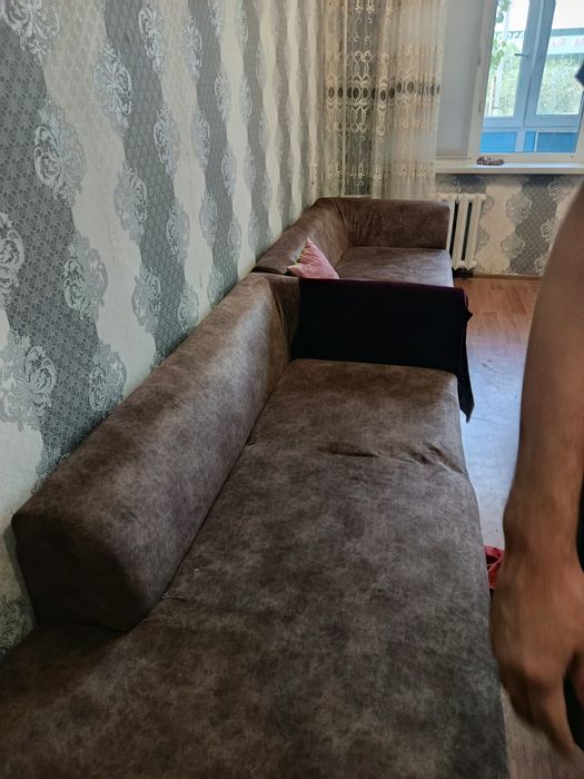 Отдам бесплатно диван