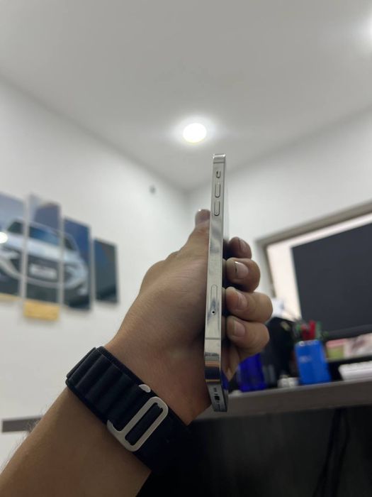 Iphone 12 pro sotiladi