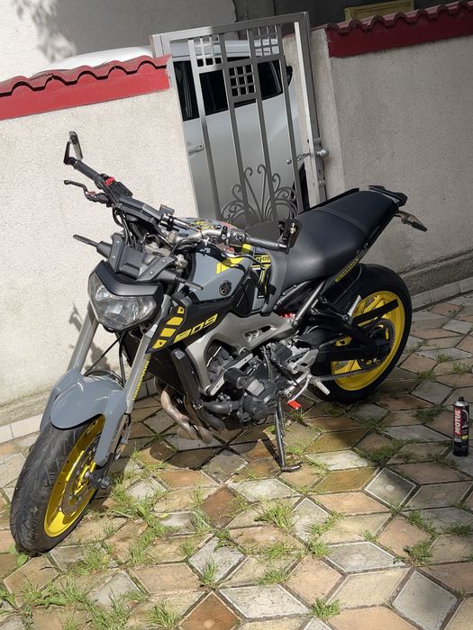 Yamaha MT-09 2015 • Quickshifter ABS