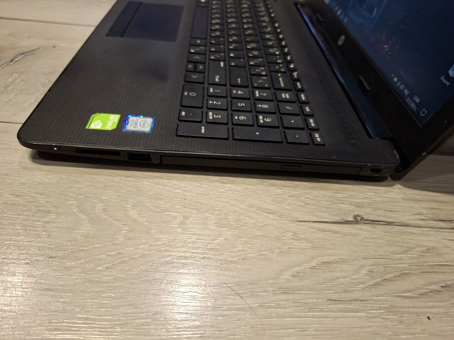 Hp 15da-i5 8250u/8гб/256гб м.2+1TB/MX110