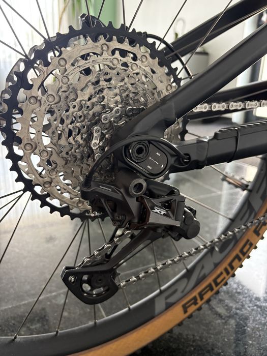 Bicicleta electrica Focus Jam 2 full suspension