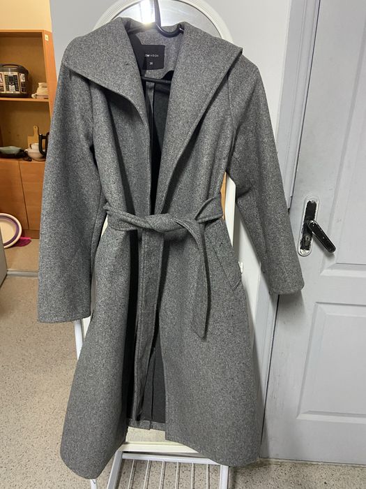 Серые пальто женский