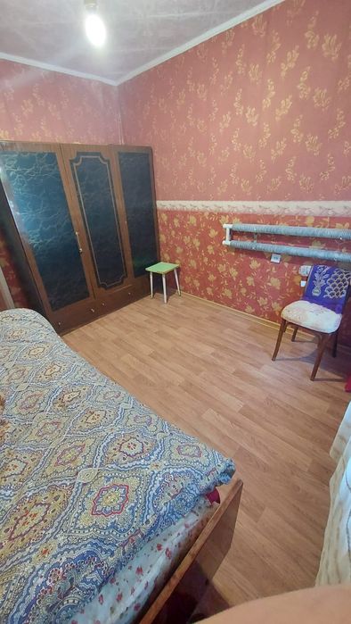 Отдам бесплатно мебель срочно