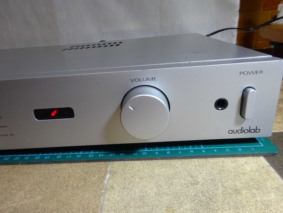 Amplificator audio Audiolab 8000S