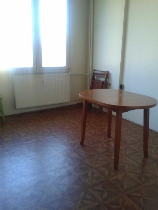 Едностаен апартамент в Банишора