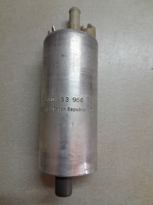 Бензинови помпи опел вектра Б 2000 кубика 136 к.с.