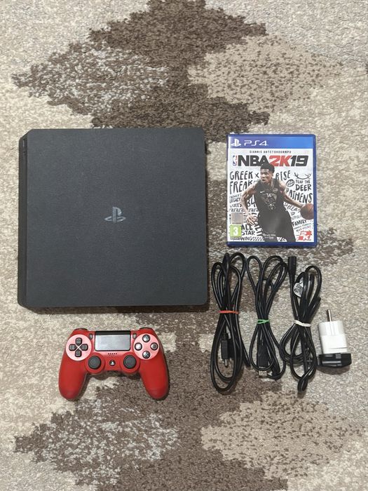 PS 4 1 TB in stare perfecta + 1 controler + nba 2k19 si inca 3 jocuri instalate pe el + fire
