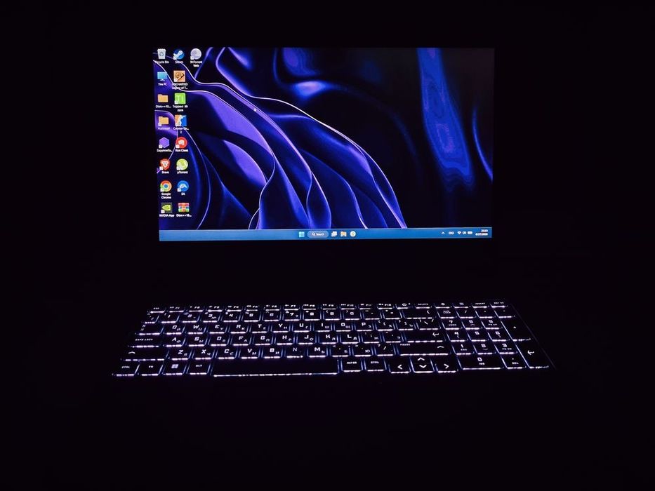 Игровой ноутбук HP Victus 15 i5 12500H, RTX 3050 Ti, 16GB