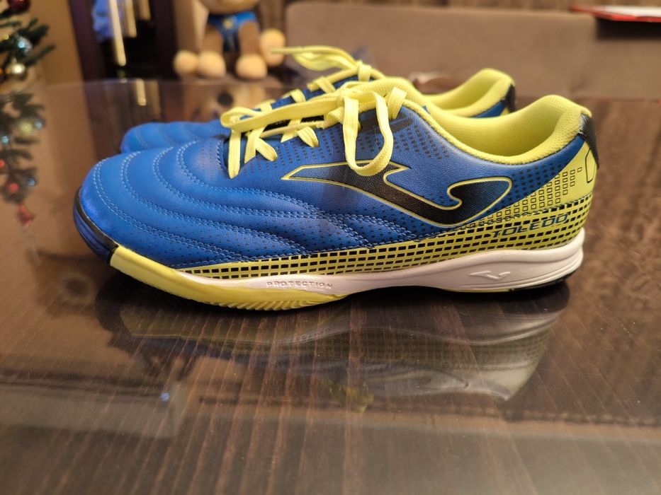 Маратонки Joma 38