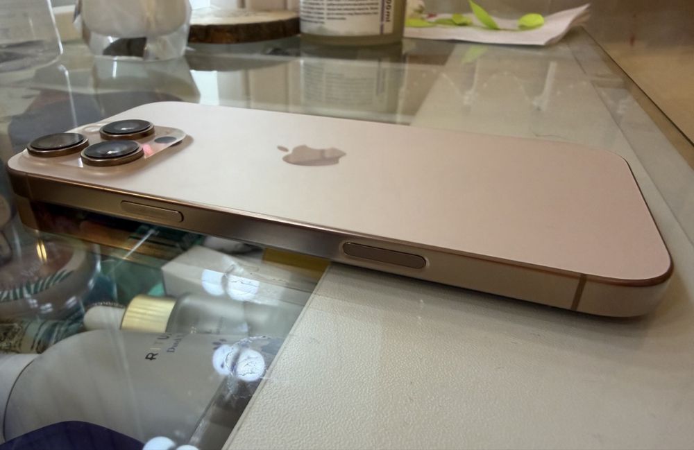 Iphone 16 pro Max 1TB Desert titanium