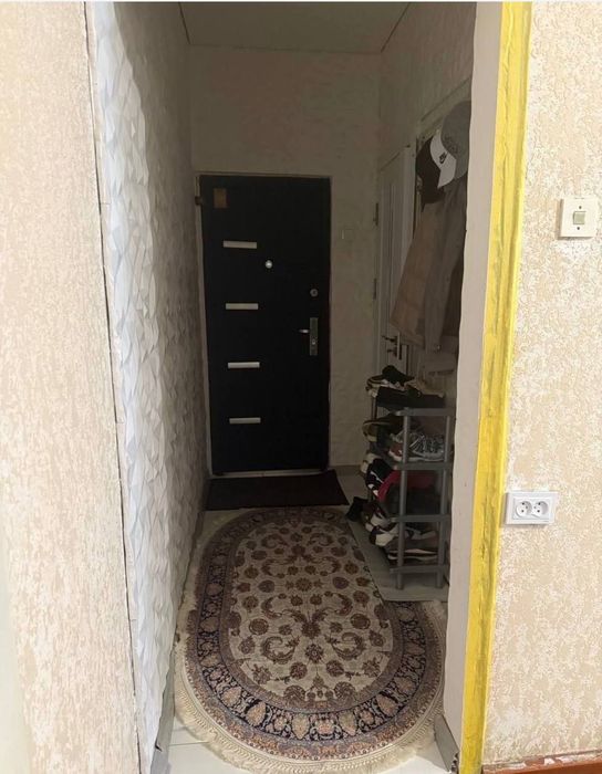 Район: Чилонзор 14
Мўлжал: Афруз 
Хоналар сони: 2^3/1/4 
Майдони: 50м²