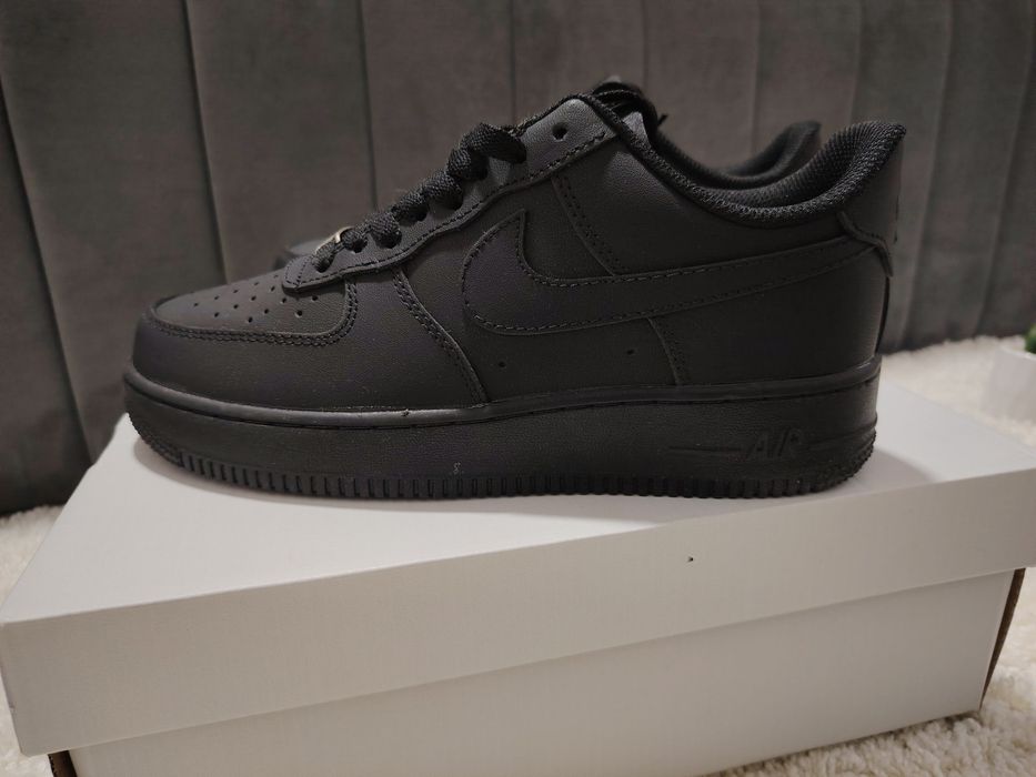 Nike air force 1 full black