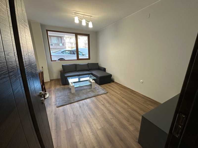 Дава се под наем Двустаен апартамент в София, Карпузица - 60 кв.м за 561 € - Снимка #2