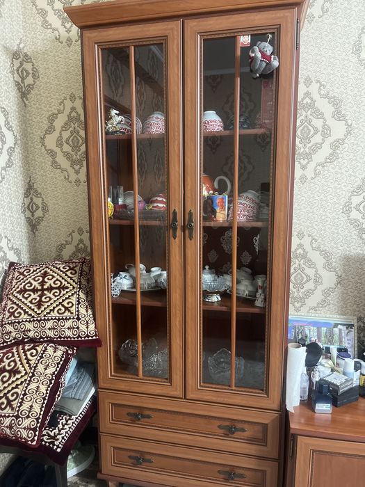 Шкаф , тумба, трюмо