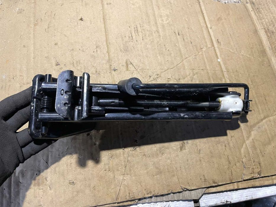 Авто Крик Авариен Крик VW Sharan Ford Galaxy Seat Alhambra