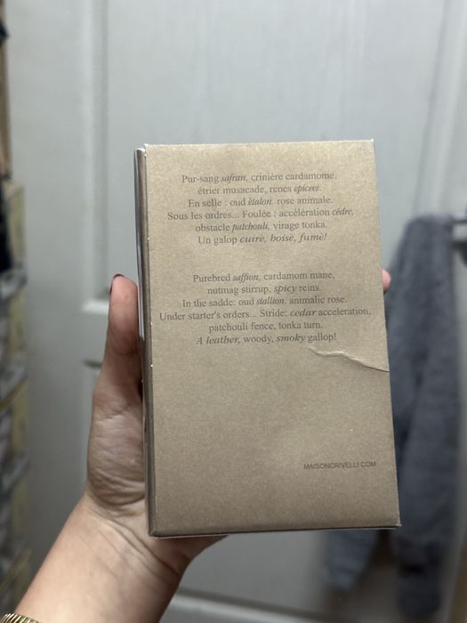 Maison crivelli oud stallion