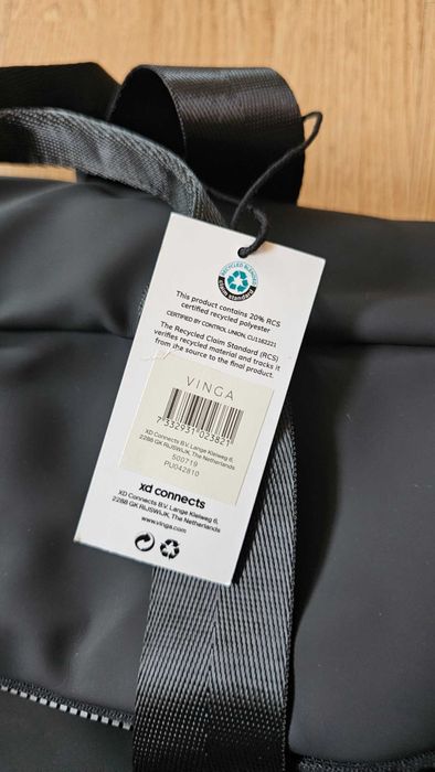 geanta sport din material rezistent la apă