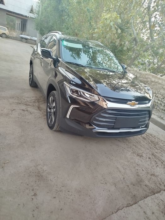 Trekker 2 radnoy oblisofka  va orqa yupka oldi qilich komplekt sotilad