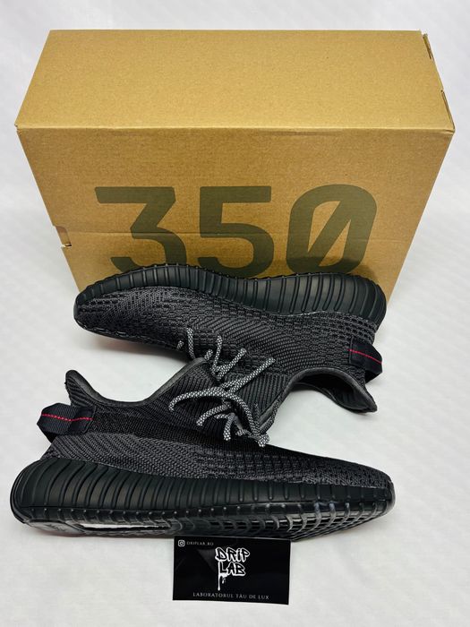 Adidas Yeezy Boost 350 V2 Black