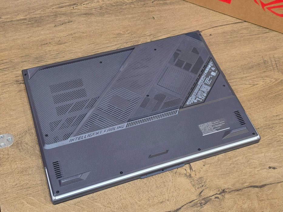 Asus ROG Strix 18 Core i9 14900HX/RTX 4070/32GB DDR5/1TB SSD/Гаранция/ROG Nebula 500 NIT
