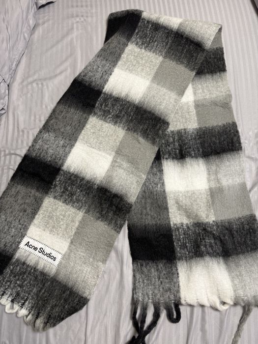 Esarfa Acne Studios Negru cu Alb