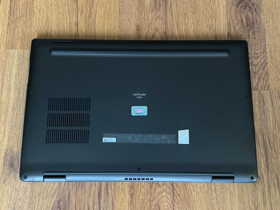 15.6' FHD i7-1255u DELL Latitude 7530 16GB DDR4/512GB NVMe/Подсветкa