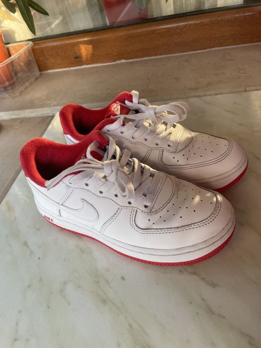 Детски маратонки Nike Air Force 1