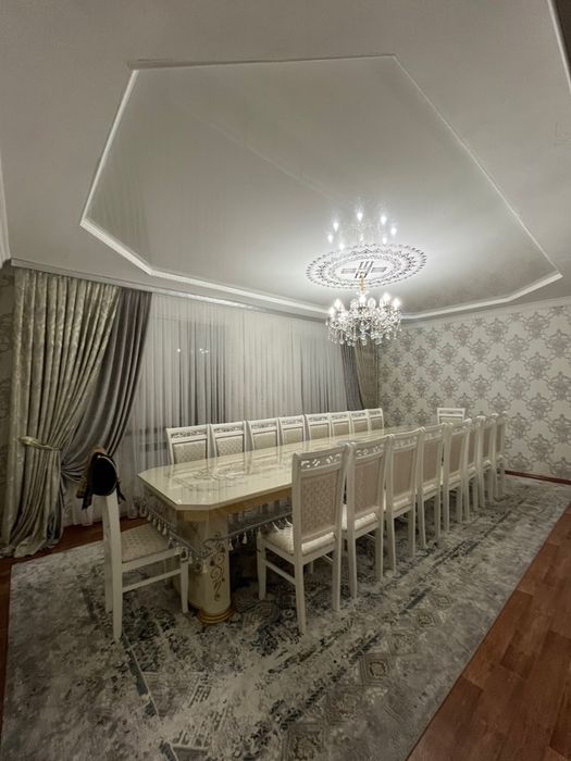 Арайда үй сатылады