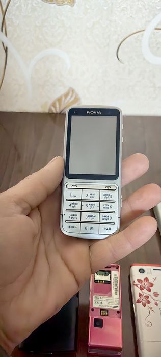 Nokia Sony Ericsson Samsung