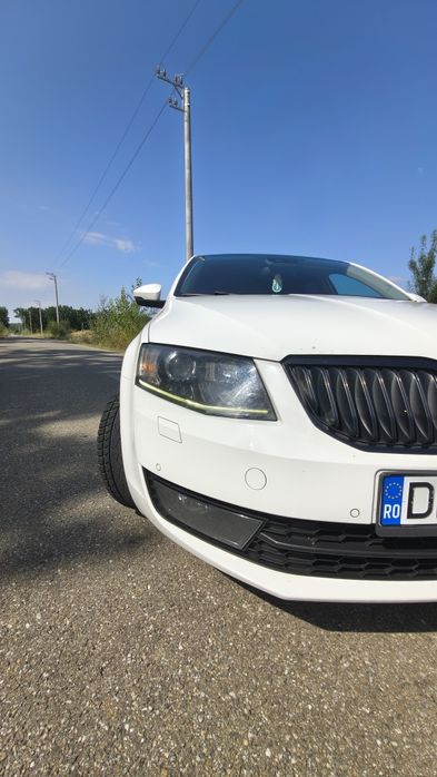 Vând Skoda Octavia 2013