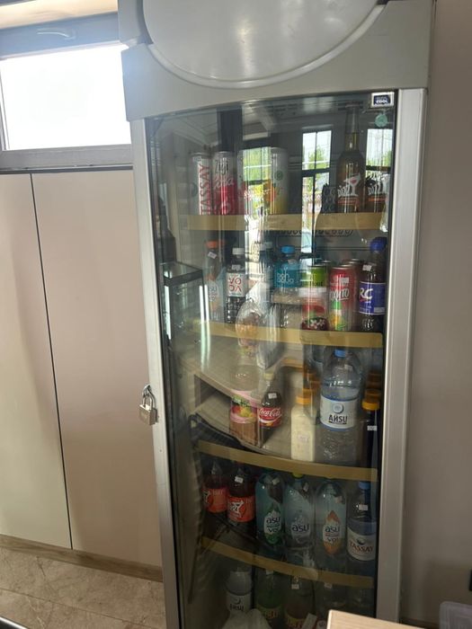 Продам холодильник для напитков