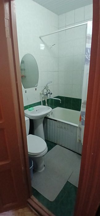 1 хонали квартира сотилади 6 мкр ВОСИТАЧИСИЗ